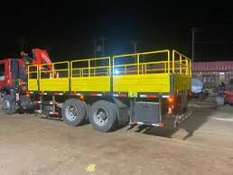 Camión con equipamiento minero